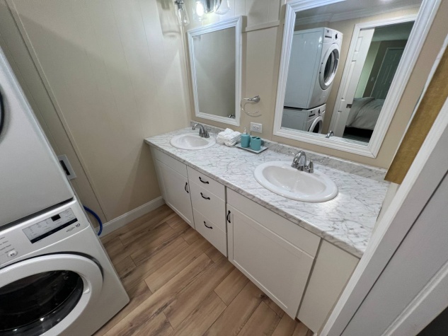 7512 Queens Way, Ellenton, Florida 34222, 2 Bedrooms Bedrooms, ,2 BathroomsBathrooms,55-Plus Mobile Home,For Sale,Queens Way,4363